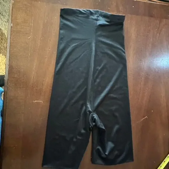 Spanx by Sara Blakely High Waisted Mid Thigh Short Black Women’s Medium - Picture 5 of 5
